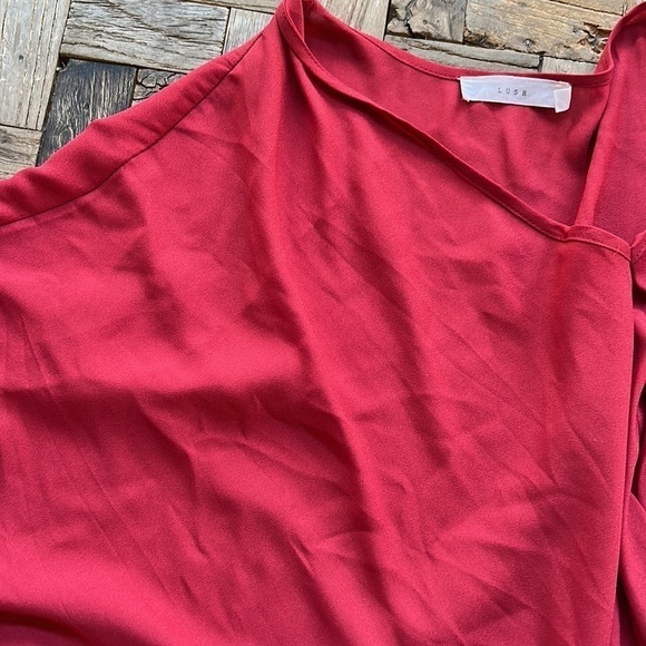 Lush Oversize Front Knot Fall Top - Picture 5 of 5